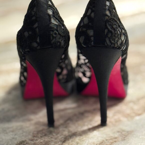 Betsey Johnson black lace stilettos - Picture 7 of 12
